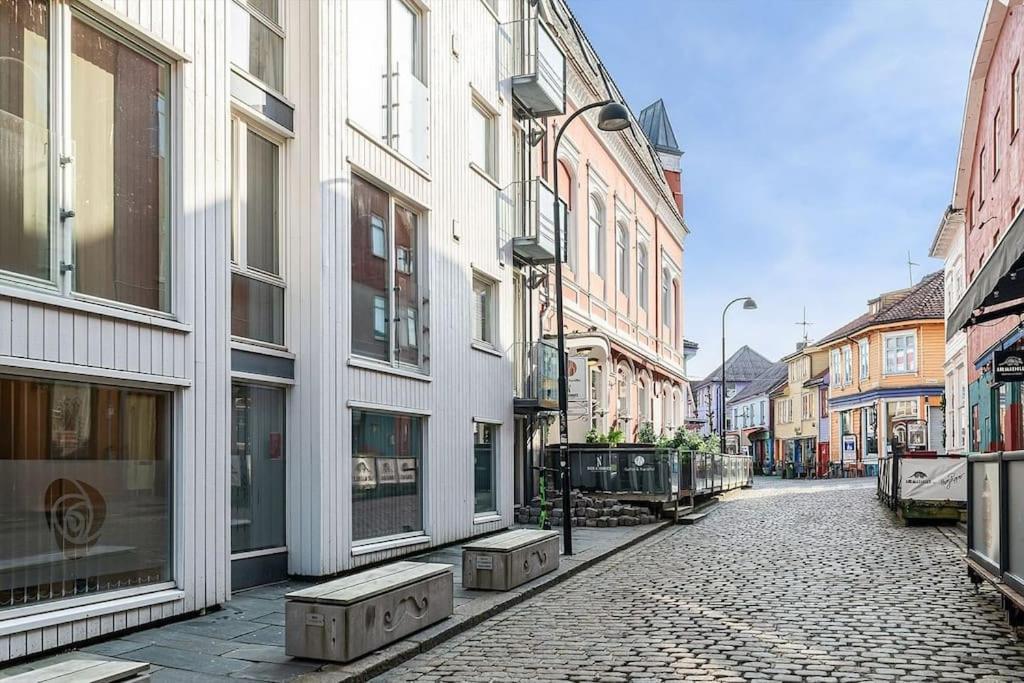 Koselig Og Sentralt Midt I Fargegaten Stavanger Kültér fotó
